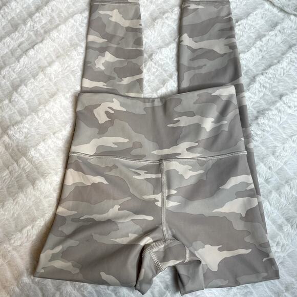 ATHLETA XXS Extra Small White Grey Camo Elation 7/8 Tight Legging High Rise - Picture 2 of 4